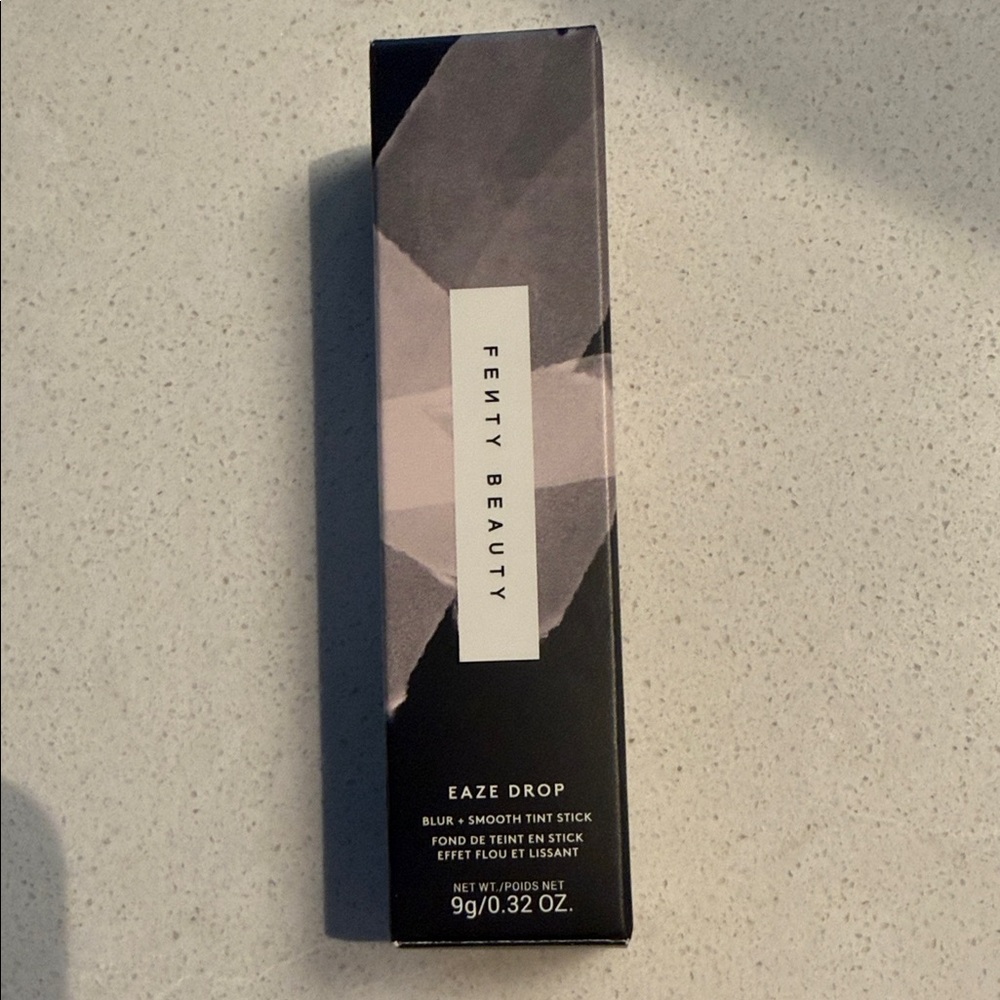 Fenty Beauty Eaze Drop Concealer - Black and White Shade 10